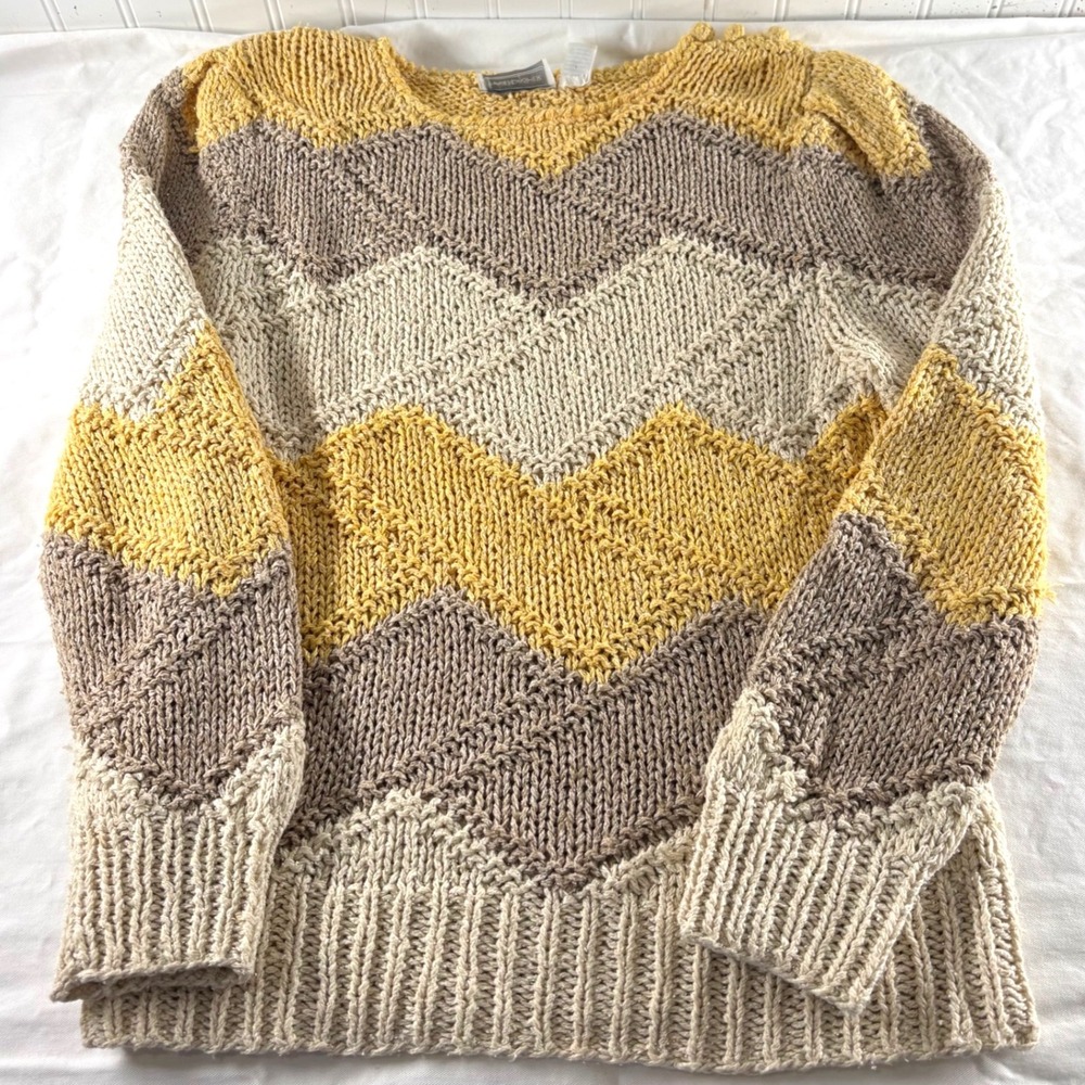 Vintage Haberdasher Hand Knit‎ Silk Blend Chevron Sweater Yellow Tan Medium